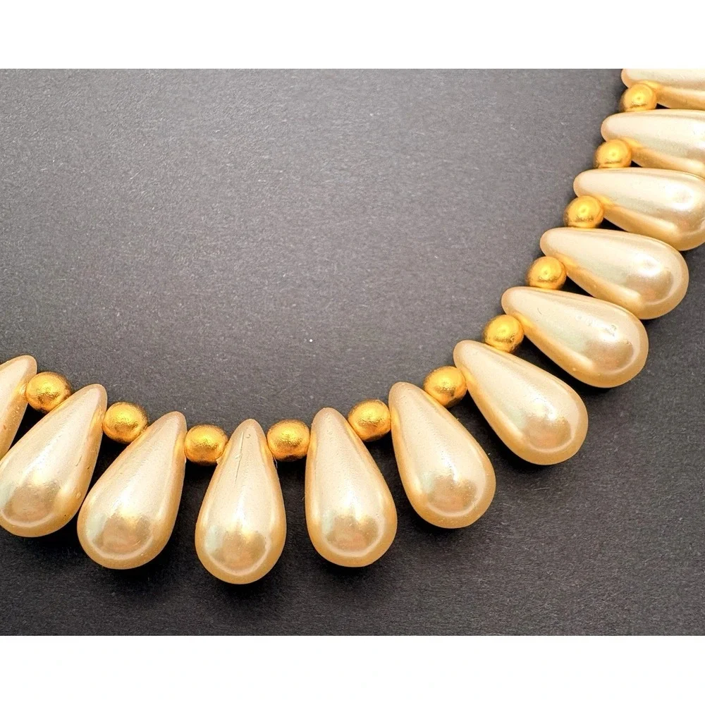 Vintage Joan Rivers Glass Teardrop Faux Pearl Necklace‎ Bib Choker Classic Glam